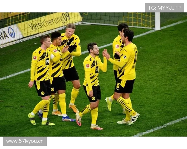 多特蒙德战术失衡与阵容缺陷并存,争冠形势受挫折射体系稳定性危机 多特蒙德战术失衡与阵容缺陷并存,争冠形势受挫折射体系稳定性危机