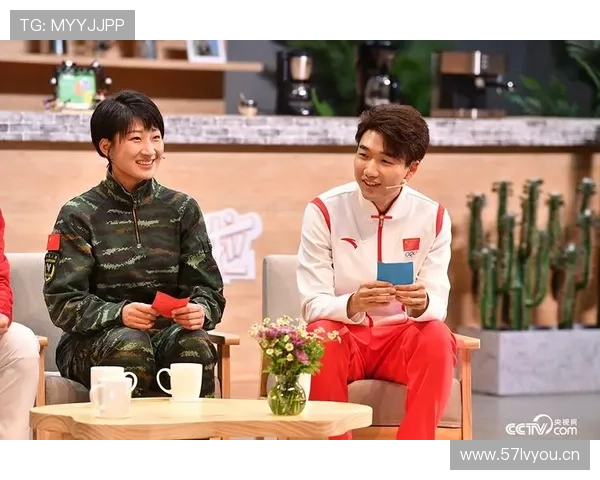 高亭宇训练完直接睡冰场，这人是真不怕冷还是拿冠军当暖宝宝？