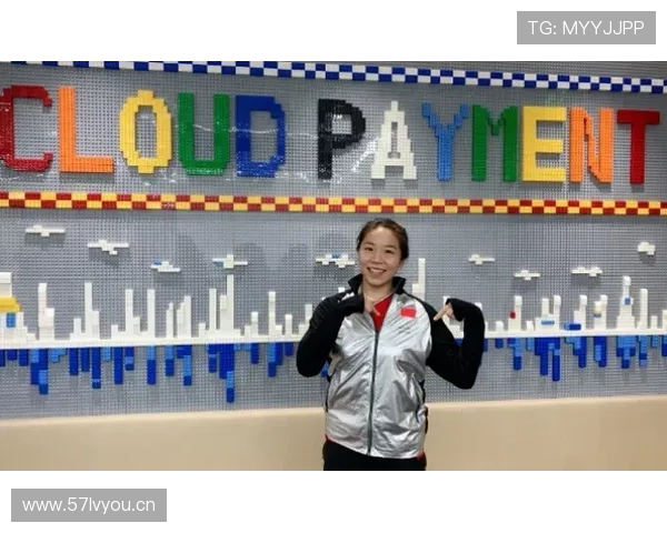 贾一凡训练完直接拎爱马仕去吃米其林，这日子过得比偶像剧还真